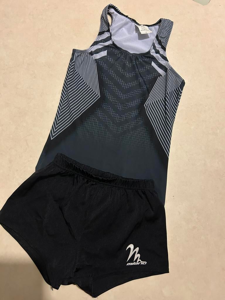 Turnpakje GK jongens maat 122/CL, Ophalen, Gebruikt, Jongen, Sport- of Zwemkleding