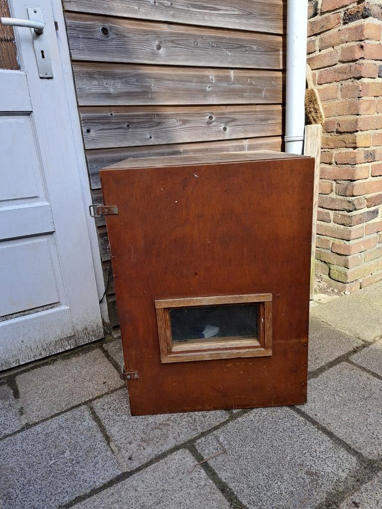 Broedmachine Vlakbroeder, Ophalen