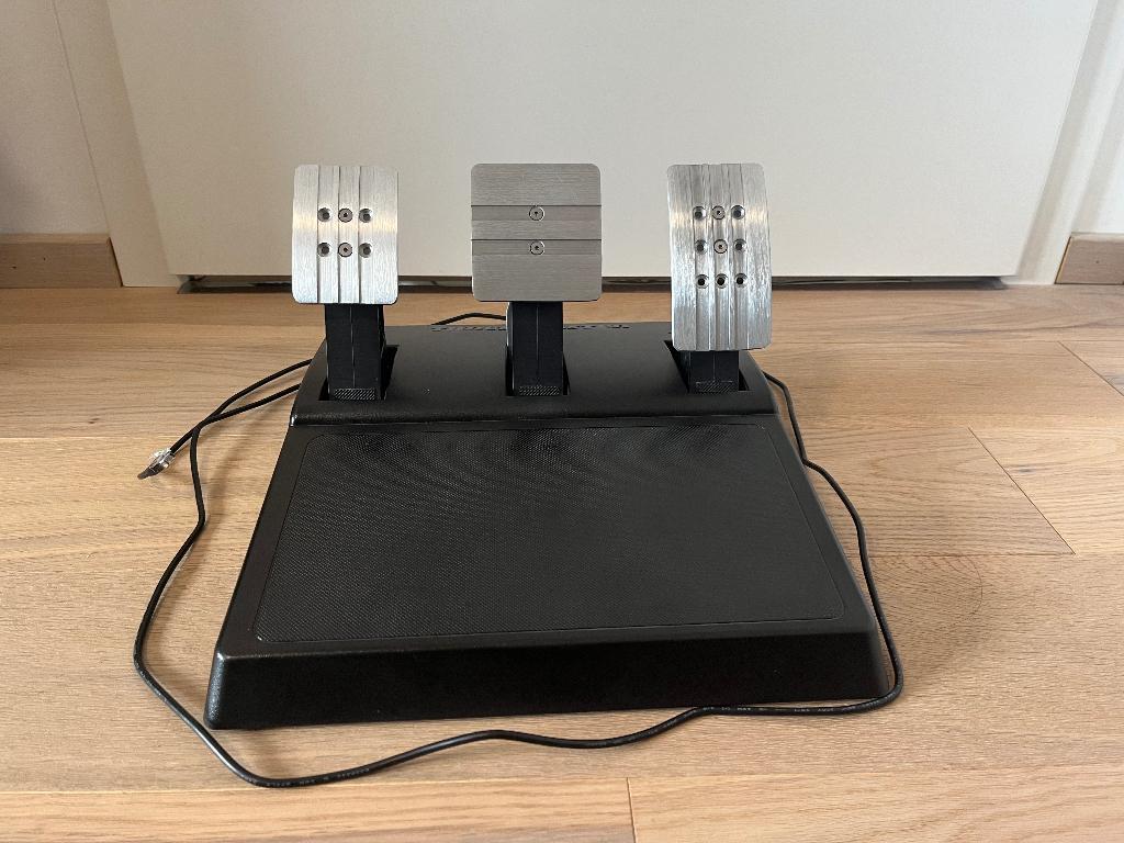 Thrustmaster T3PA pedalen set - Zo goed als nieuw, Thrustmaster, Verzenden, Zo goed als nieuw, Overige typen