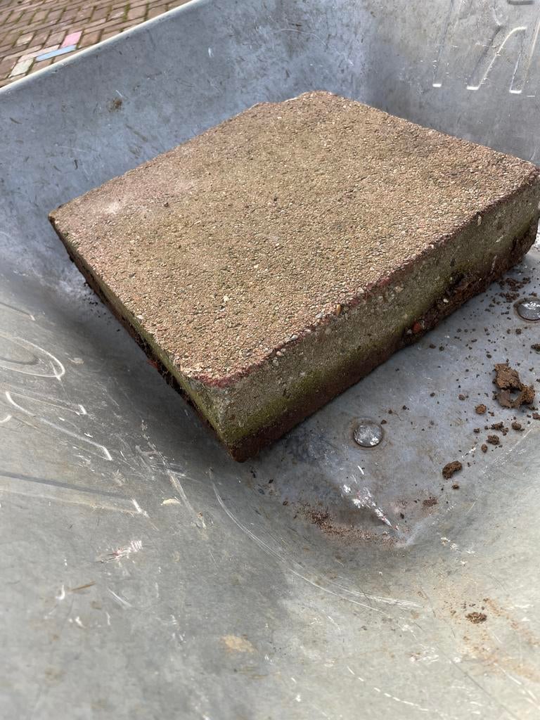 Gratis af te halen: Betontegels 30x30x8 cm., Tuin en Terras, Tegels en Klinkers, Ophalen, Gebruikt, 5 tot 10 m², Beton