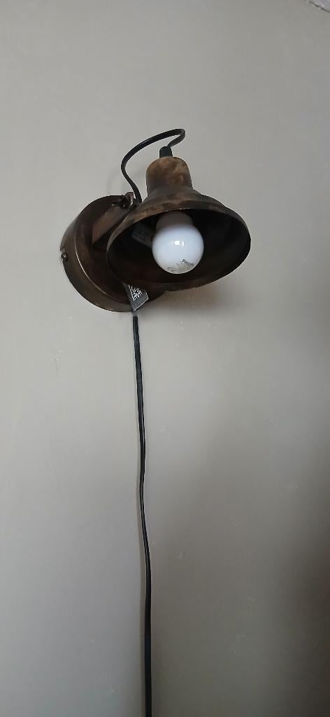 Landelijke wandlampen metaal bruin.., Huis en Inrichting, Lampen | Wandlampen, Ophalen of Verzenden, Gebruikt, Metaal