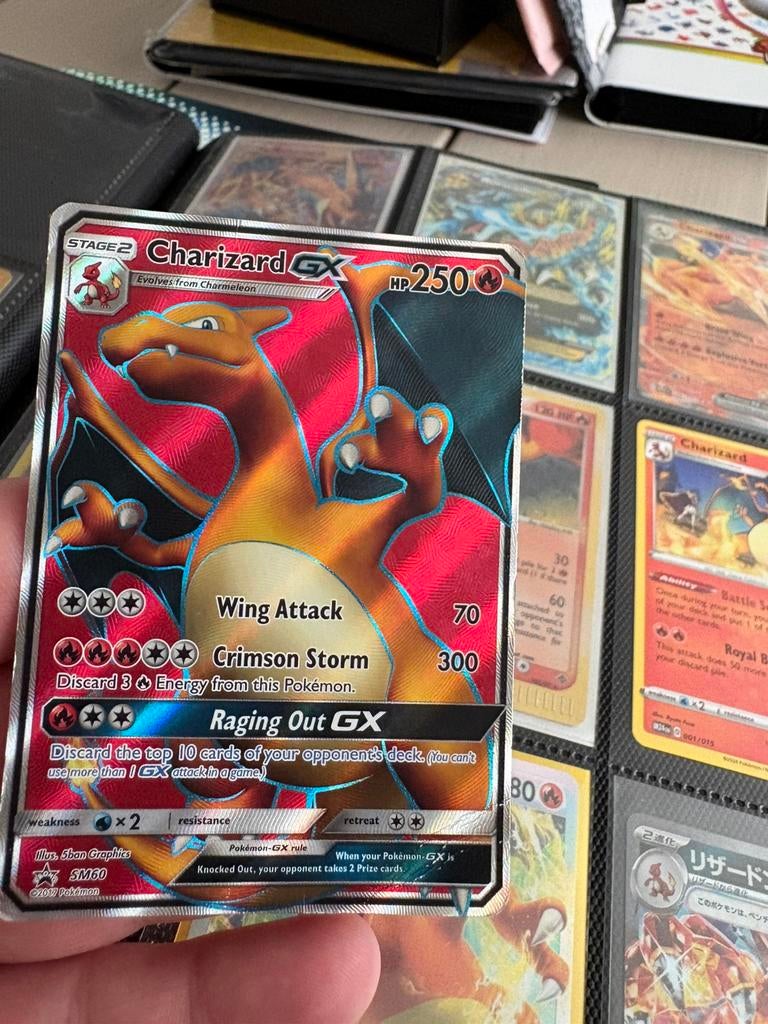 Charizard gx, Ophalen of Verzenden, Zo goed als nieuw, Meerdere kaarten, Foil