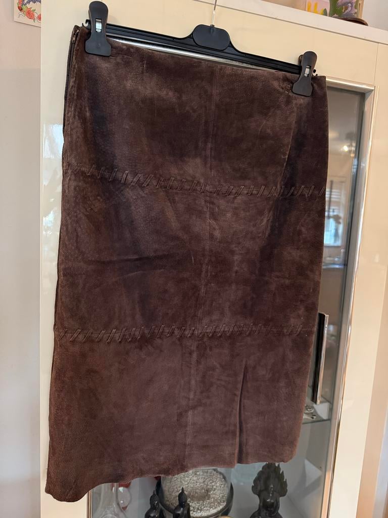 Bruine suède rok maat 38/40, Kleding | Dames, Rokken, Maat 38/40 (M), Bruin, Ophalen of Verzenden, Zo goed als nieuw