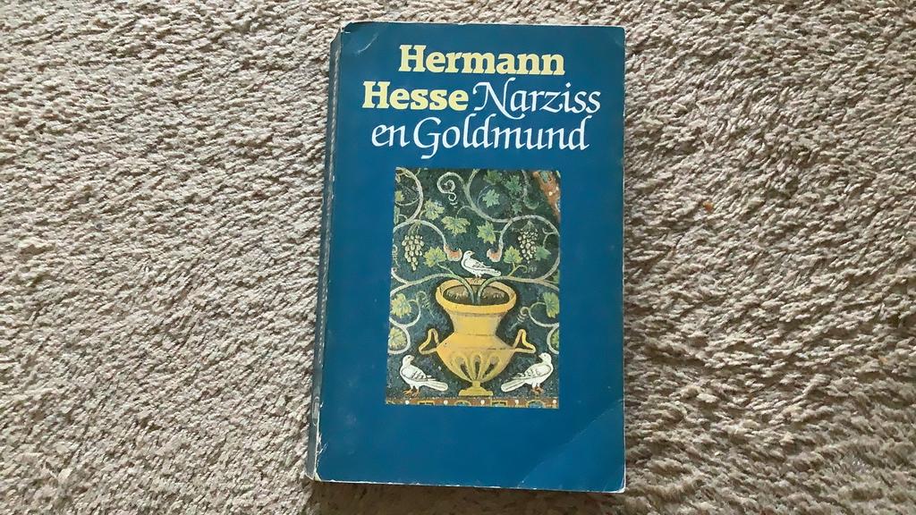Hermann Hesse, Narziss en Goldmund, Boeken, Literatuur, Ophalen of Verzenden, Gelezen, Nederland