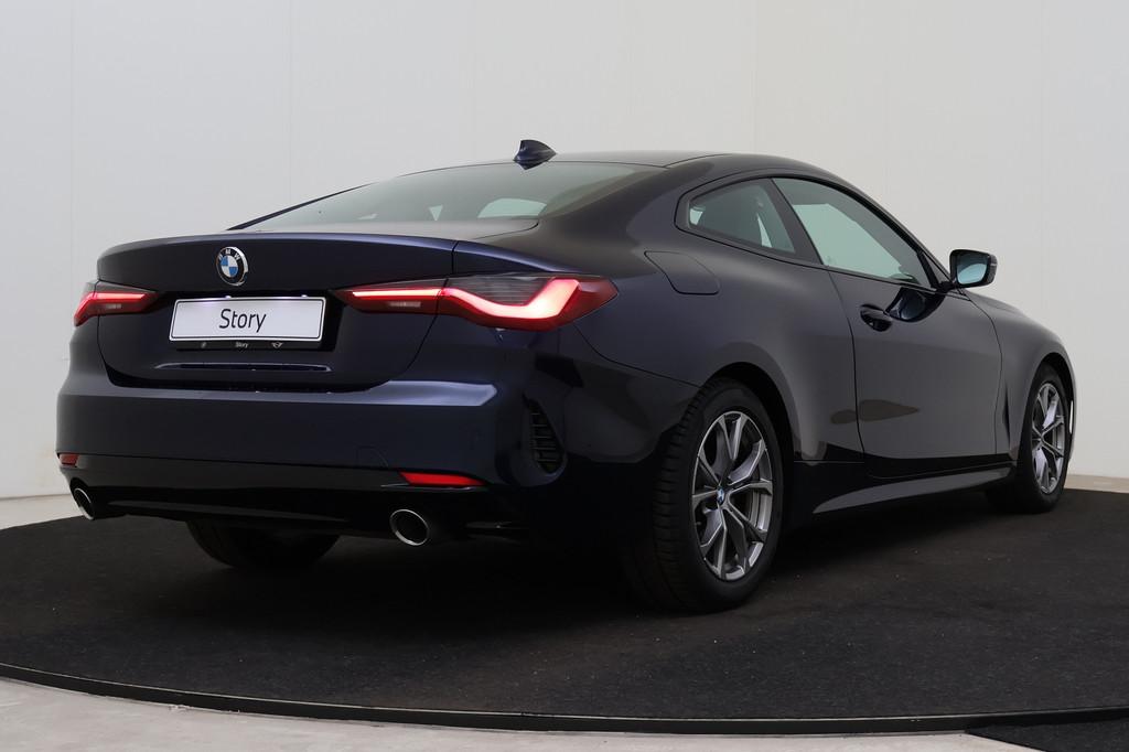 BMW 4 Serie Coupé 420i High Executive Automaat Stuurverwarm, Auto's, BMW, 1998 cc, Achterwielaandrijving, Gebruikt, Met garantie (alle)