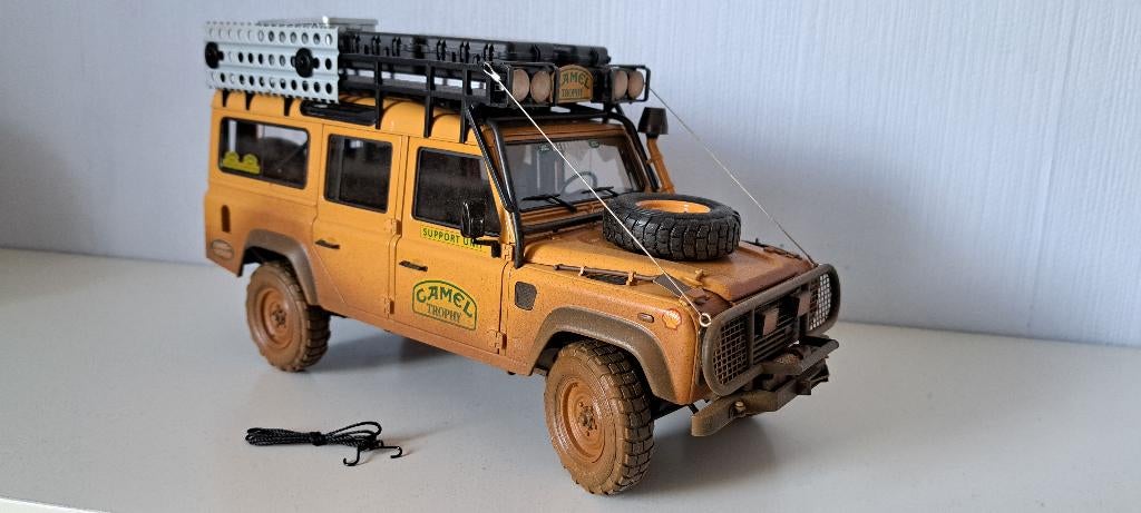 Camel Trophy Defender 110 1:18, Verzamelen, Ophalen of Verzenden, Overige typen