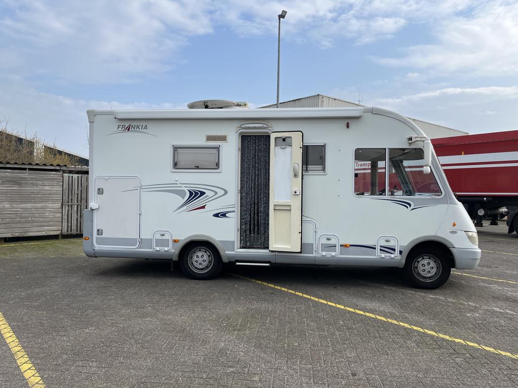 Frankia 600 / Camera / Airco / Sat / Zonnepaneel / Top staat, Caravans en Kamperen, Campers, Overige merken, Info@autocenterveenstra.nl