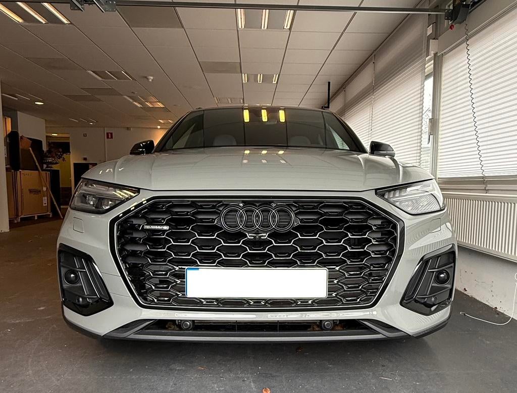 Audi Q5 grill hoogglans zwart honingraat, Ophalen, Voor, Nieuw, Audi