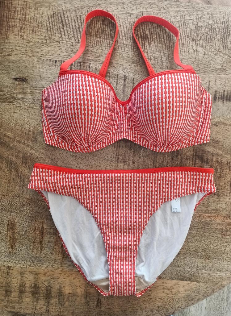 Prima donna bikini 75 E broekje 40 Nieuw rood wit 75E, Kleding | Dames, Badmode en Zwemkleding, Nieuw, Ophalen of Verzenden, Bikini
