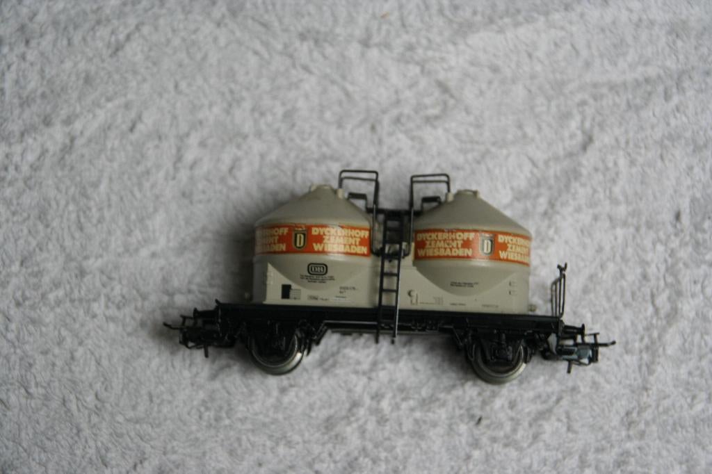 Märklin HO 4761 Silowagen 'Dyckerhoff Zement' DB (7.1), Wisselstroom, Gebruikt, Wagon, Ophalen of Verzenden