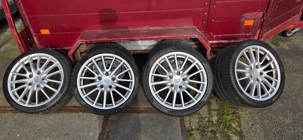 Porsche 997 Velgen met z.g.a.n. Pirelli P Zero Banden, Auto-onderdelen, Gebruikt, Viale Piero e Alberto Pirelli 25, 20126 Milaan, Italië