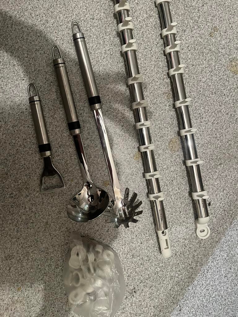 Brabantia ophang rek voor aan de muur, Ophalen, Zo goed als nieuw