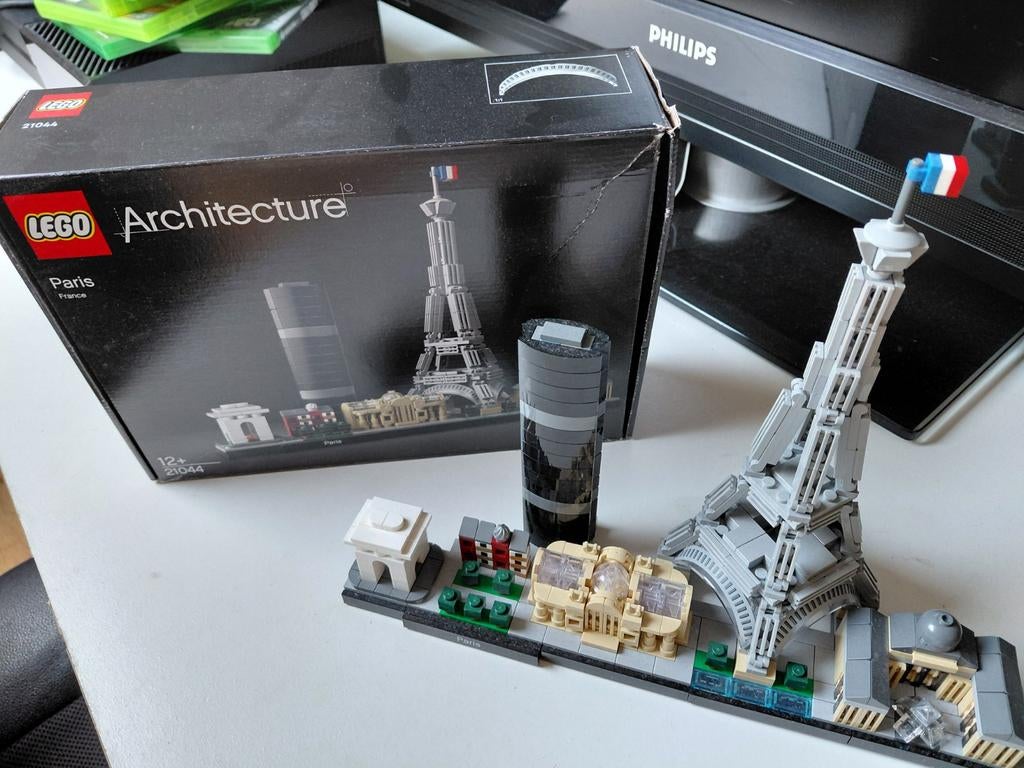 LEGO Architecture Parijs 21044 - Skyline van Parijs, Ophalen of Verzenden, Zo goed als nieuw