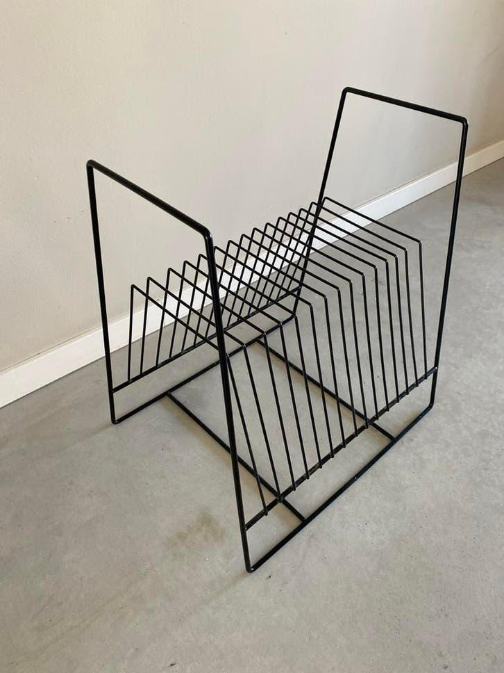 Zwart metalen lp rek / vinyl rek opberger, Ophalen, Minder dan 25 discs, Zo goed als nieuw, Metaal