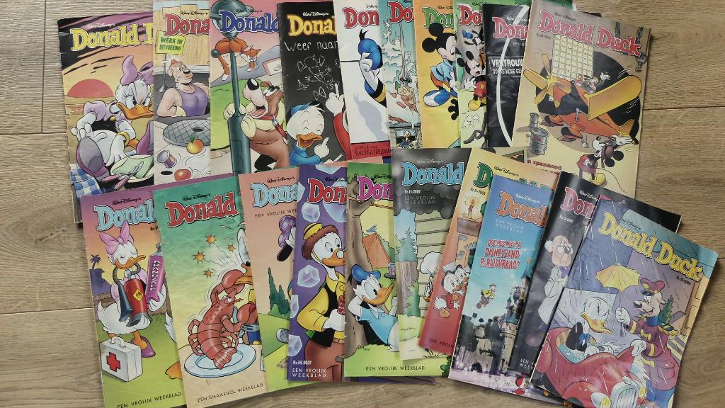 Donald Duck tijdschriften 20 stuks MIX, Boeken, Gelezen, Ophalen of Verzenden, Walt Disney  Donald duck, Meerdere stripboeken