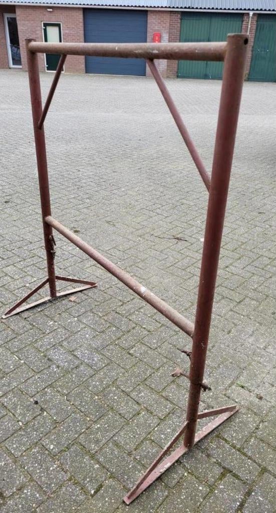 14 Steigerbokken - 140-200 cm hoog, 130 cm breed, Ophalen, Overige typen, Minder dan 2 meter