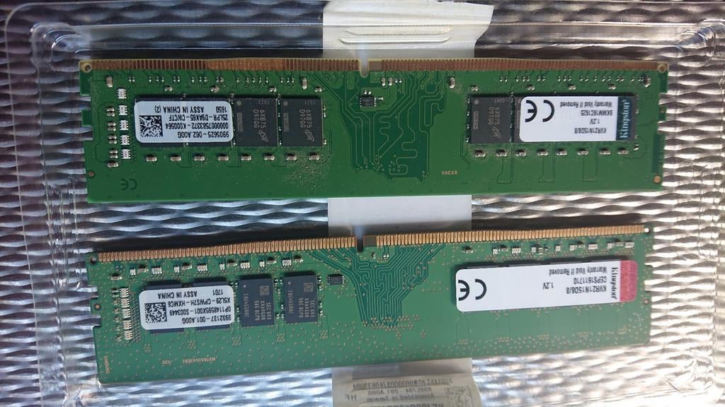 2 x 8 gb ddr4  1 x 8gb ddr3  20?x4gb 20?x2gb desk en pc2 lap, Computers en Software, RAM geheugen, Ophalen of Verzenden, Zo goed als nieuw