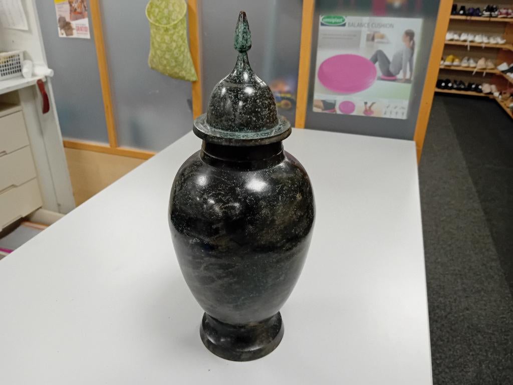 Urn / vaas brons 50 cm, Ophalen