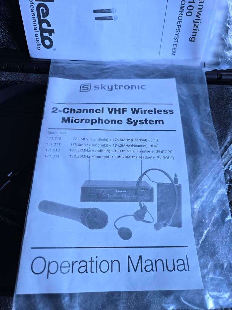 Draadloze microfoon - werking onbekend, Muziek en Instrumenten, Microfoons, Ophalen