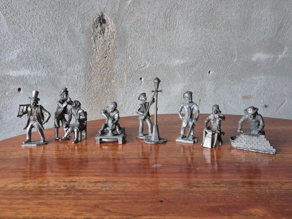 7 tinnen beeldjes daalderop ambachten beroepen, Ophalen of Verzenden