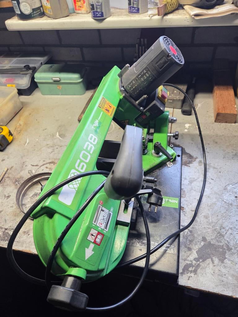 Eggenberg 6038TWIN Bandzaagmachine metaal, Doe-het-zelf en Verbouw, Gereedschap | Zaagmachines, Ophalen, Gebruikt, Egenberger