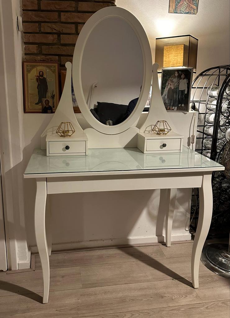 IKEA Hemnes kaptafel met spiegel, Ophalen, 100 tot 150 cm, 50 tot 100 cm, Zo goed als nieuw