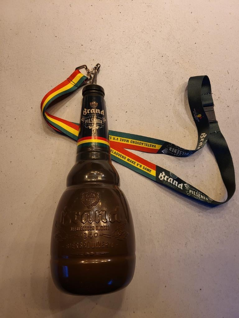 Brand bier sambabal met keycord, Ophalen of Verzenden, Zo goed als nieuw, Overige typen