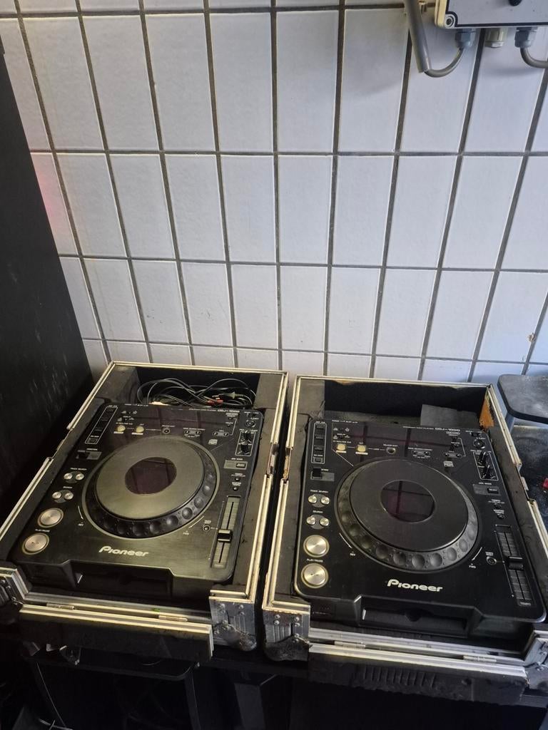 2x Pioneer Cdj 1000 mk1 met flightcase, Audio, Tv en Foto, Cd-spelers, Ophalen of Verzenden, Gebruikt, Pioneer