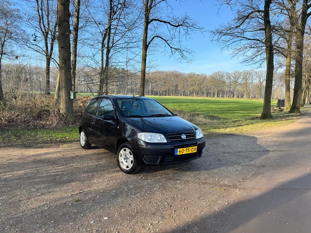 Nette Fiat Punto 1.2 2007 Zwart. NIEUWE APK, Ophalen, Gebruikt, Fiat