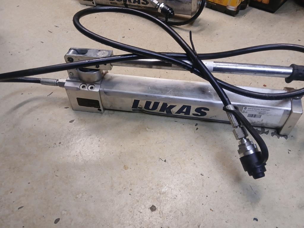 lukas handpomp hogedruk, Ophalen of Verzenden