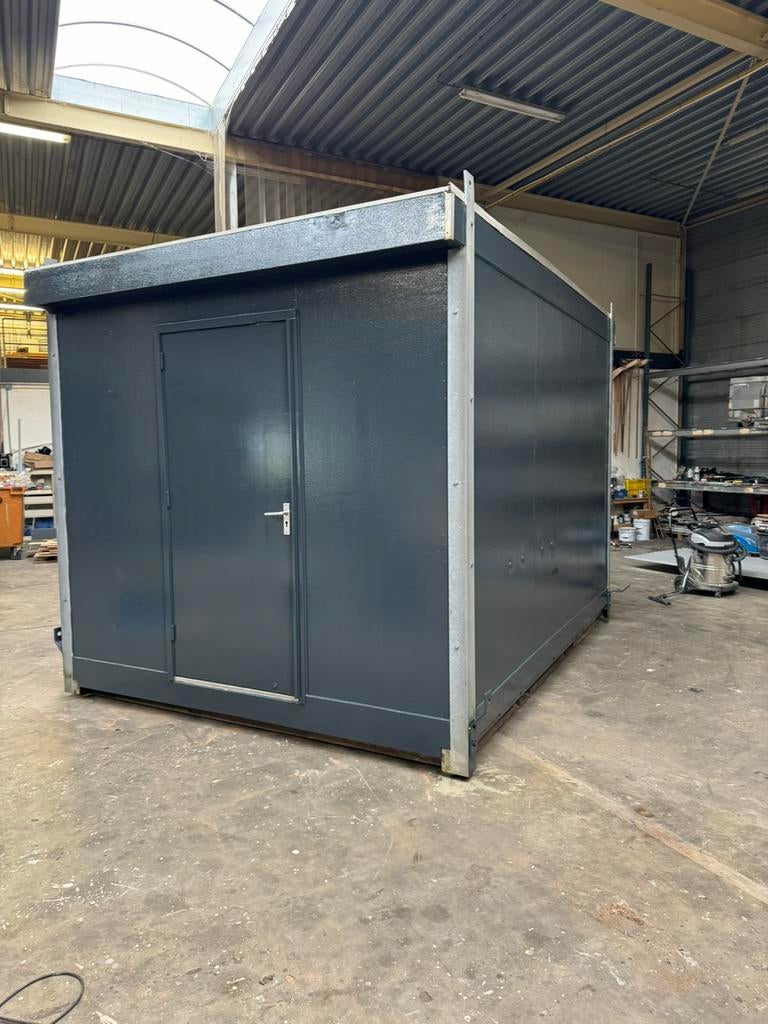 Te koop, toiletunit van 4 x 3,M, Ophalen of Verzenden