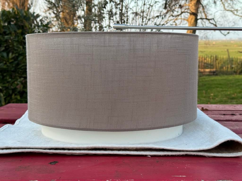 Stijlvolle lamp met knikarm in de kleur taupe, Ophalen, Gebruikt, Metaal