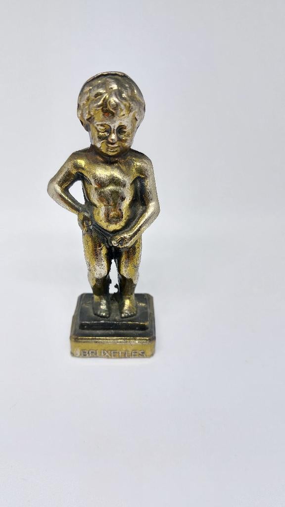 Manneken Pis beeldje – Brussel souvenir, Verzamelen, Beelden en Beeldjes, Ophalen of Verzenden, Gebruikt, Mens
