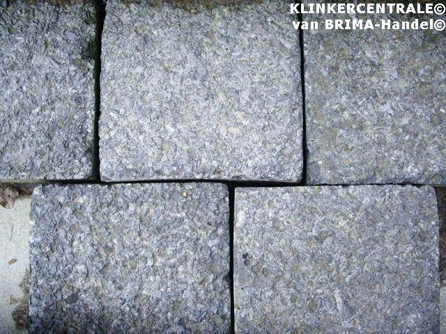 1.000m2 zwart antraciet koperslaktegels/keien 20x20 straatst, Tuin en Terras, Bij dit gebruikte product niet meer te achterhalen.