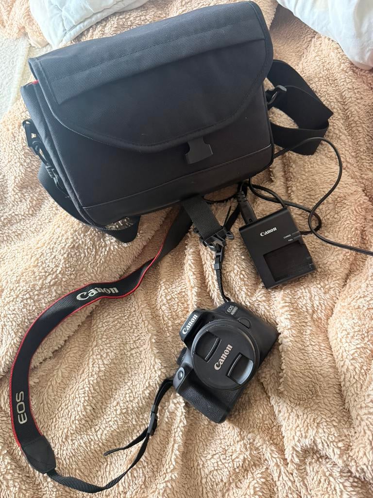 Canon EOS 4000D, Canon, 20x of meer, Ophalen of Verzenden, Zo goed als nieuw