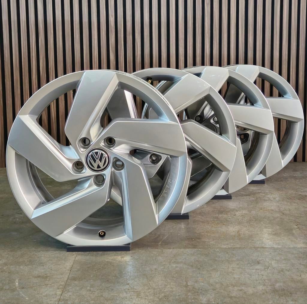 Nette 17" Orig Volkswagen Golf GTI GTE Richmond Velgen 5x112, Auto-onderdelen, Banden en Velgen, Volkswagen, Gebruikt, Velg(en)