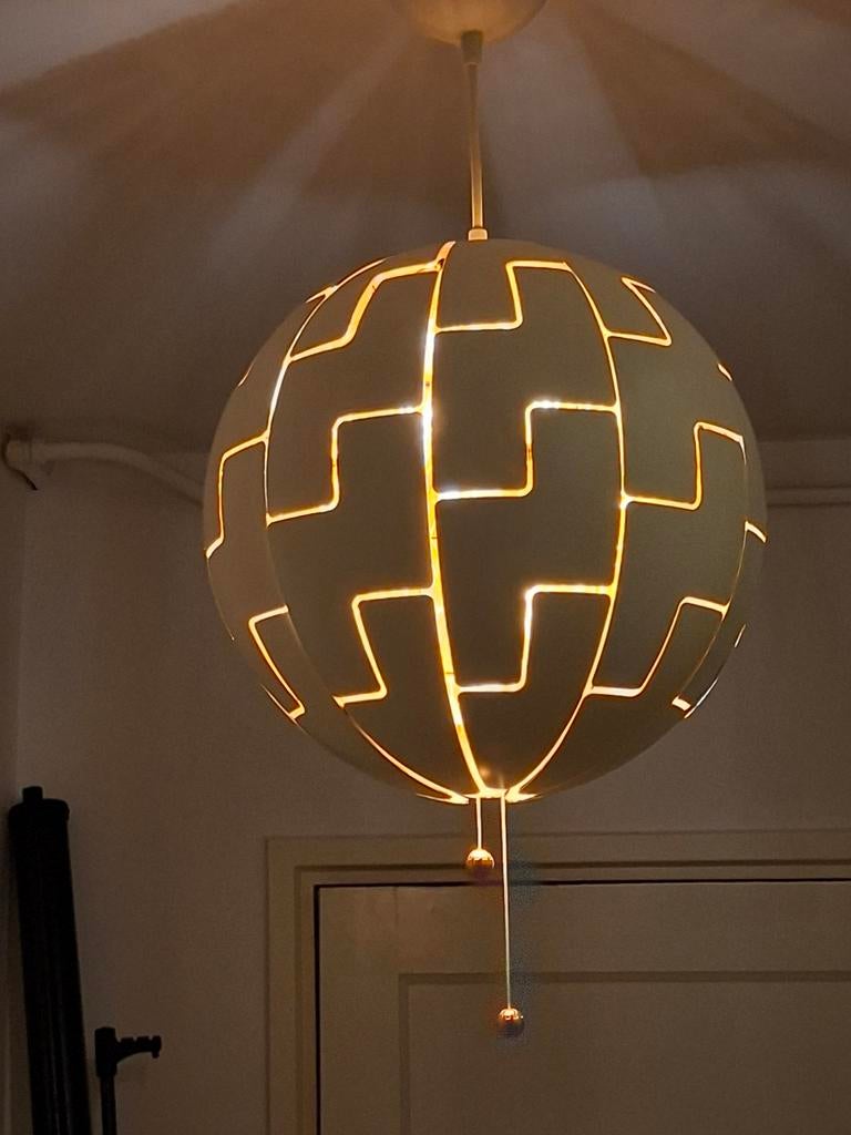 Ikea lamp met koperkleurige binnenkant, Kunststof, Gebruikt, Ophalen of Verzenden, Modern
