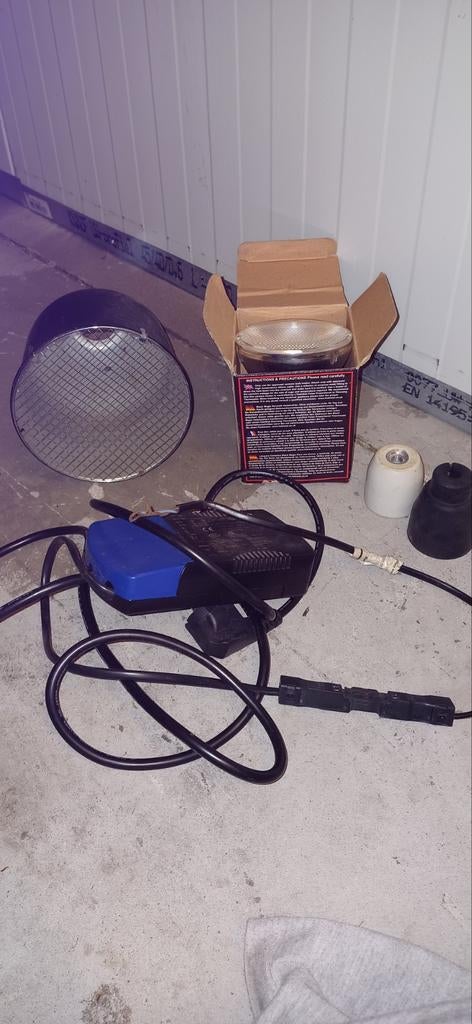 Bright Sun UV Jungle 70W PRO set - Reptielenverlichting, Ophalen, Zo goed als nieuw