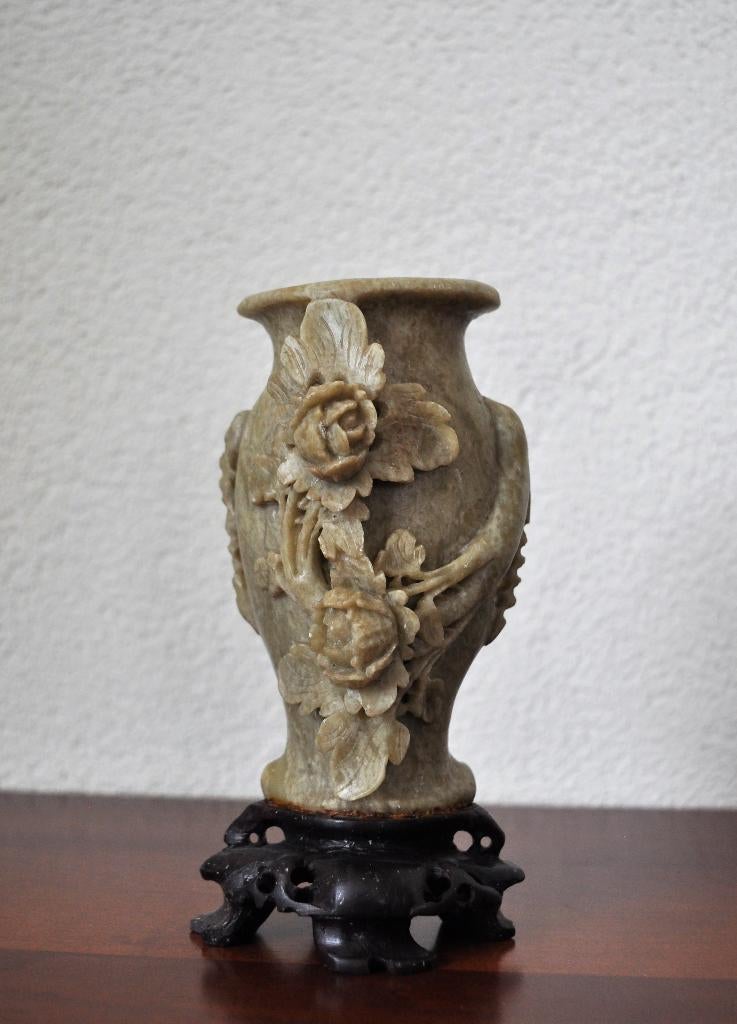 Antiek  Chinees Vaasje Speksteen Relief 15 cm, Antiek en Kunst, Ophalen