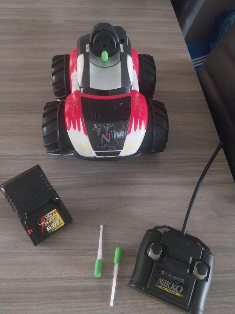 Nikko N-Blaster Bestuurbare Auto met Peiltjes, Elektro, Gebruikt, Auto offroad, Ophalen of Verzenden