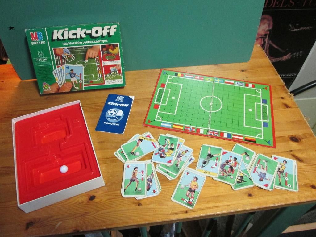 Bordspel Kick Off, Ophalen of Verzenden, Nieuw