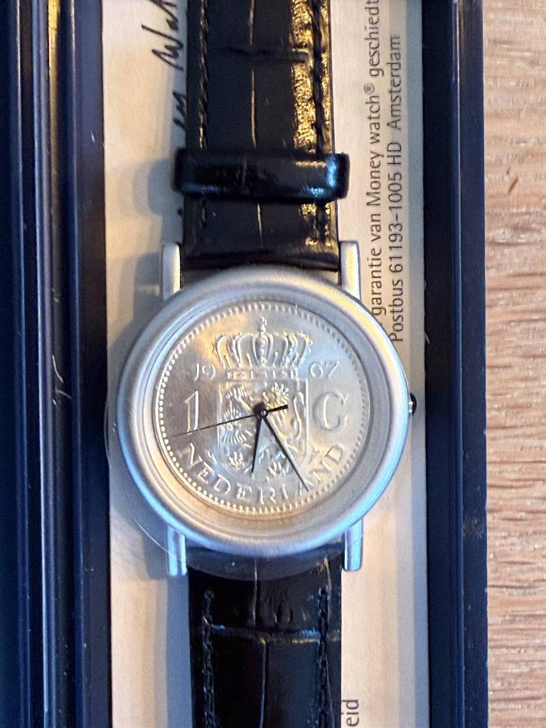 Uniek herenhorloge met zilveren gulden uit 1967, Sieraden, Tassen en Uiterlijk, Horloges | Heren, Overige merken, Leer, Staal