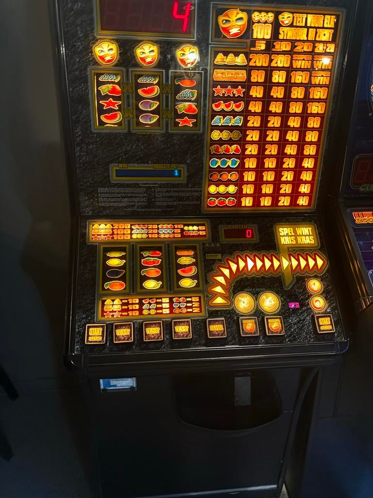 Gokkast / Fruitautomaat - Euro, Verzamelen, Automaten | Gokkasten en Fruitautomaten, Euro, Ophalen of Verzenden, Gebruikt, Met sleutels
