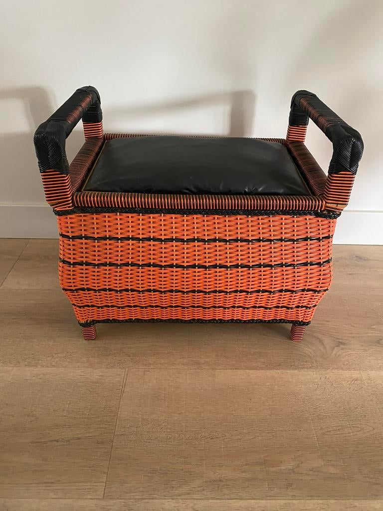 Vintage naaimand uit jaren 70, Ophalen