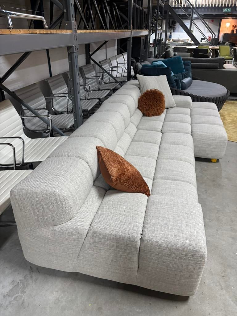 B&B Italia Tufty Time 320x150cm modulair hoekbank stof CAT.A, Info@micheldethouars.nl, Bb italia, 9723 CA, Ophalen of Verzenden