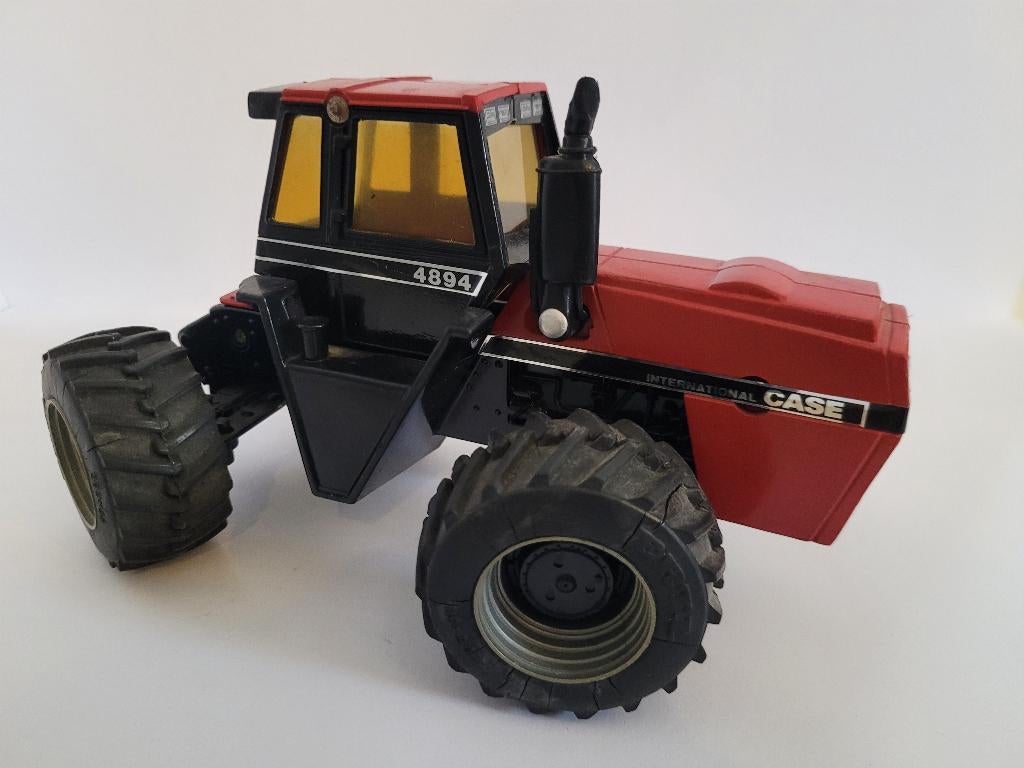 CASE INTERNATIONAL Miniatuur 4894 – Schaal 1:32 – ERTL, Hobby en Vrije tijd, Modelauto's | 1:32, Ophalen of Verzenden, Gebruikt