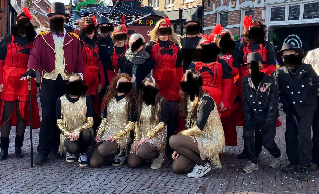 Twee jongenspakken maat 164 en 176 met krijtstreep, Ophalen of Verzenden, Zo goed als nieuw, 170 of groter, Jongen of Meisje