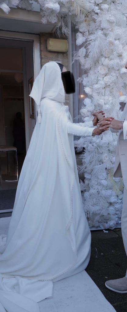 Esserhem Marokkaanse witte jurk esserham takchita esselhem, Ophalen of Verzenden, Zo goed als nieuw, Blauw, Onder de knie