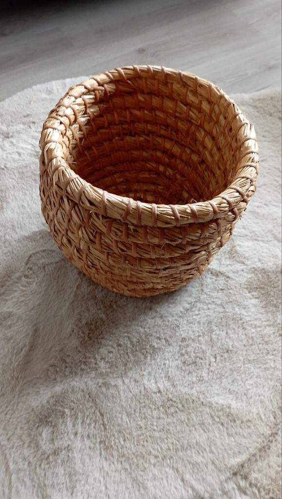 Handgemaakte mand van zeegras rond 33 bij 29cm hoog, Ophalen of Verzenden, Nieuw, Rond, Riet