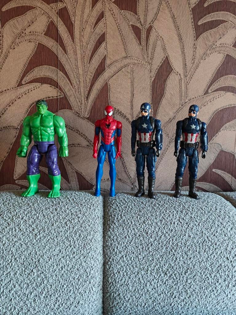 Actiefiguren 30 cm, Kinderen en Baby's, Speelgoed | Actiefiguren, Ophalen of Verzenden